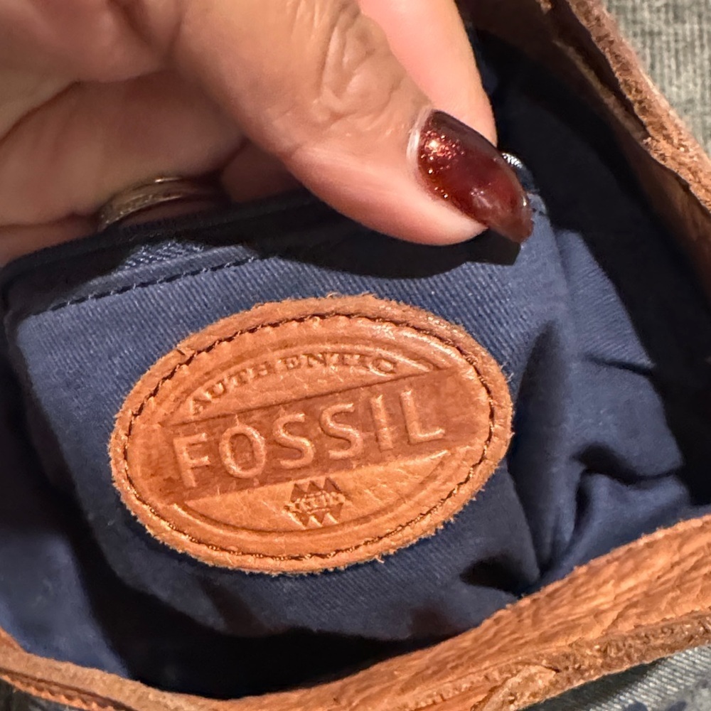 Fossil Navy and Gray Tote with Tan Trim - Picture 3 of 7
